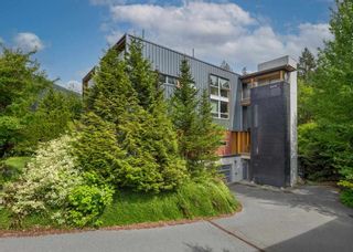 Photo 1: 4 3276 MAMQUAM Road in Squamish: University Highlands Townhouse for sale in "FOUR WINDS" : MLS®# R2584038