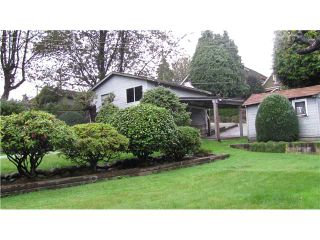 Photo 2: 467 E 8TH Avenue in New Westminster: The Heights NW House for sale in "THE HEIGHTS" : MLS®# V852663