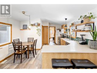 Photo 6: 73 Johnson Way in Revelstoke: House for sale : MLS®# 10306577