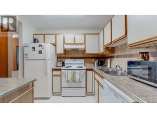 Photo 2: 284 YORKTON Avenue Unit# 103 in Penticton: House for sale : MLS®# 10303723
