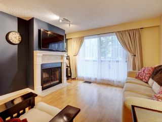 Photo 4: 204 1068 Tolmie Ave in Saanich: SE Maplewood Condo for sale (Saanich East)  : MLS®# 947790