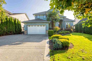 Photo 2: 21060 86A Avenue in Langley: Walnut Grove House for sale in "Manor Park" : MLS®# R2505740