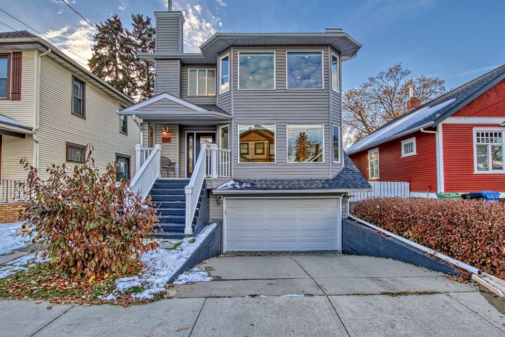 Main Photo: 725 14A Street SE in Calgary: Inglewood Detached for sale : MLS®# A2091138