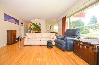 Photo 7: 2076 CLARE Place in Port Coquitlam: Mary Hill House for sale : MLS®# R2783258