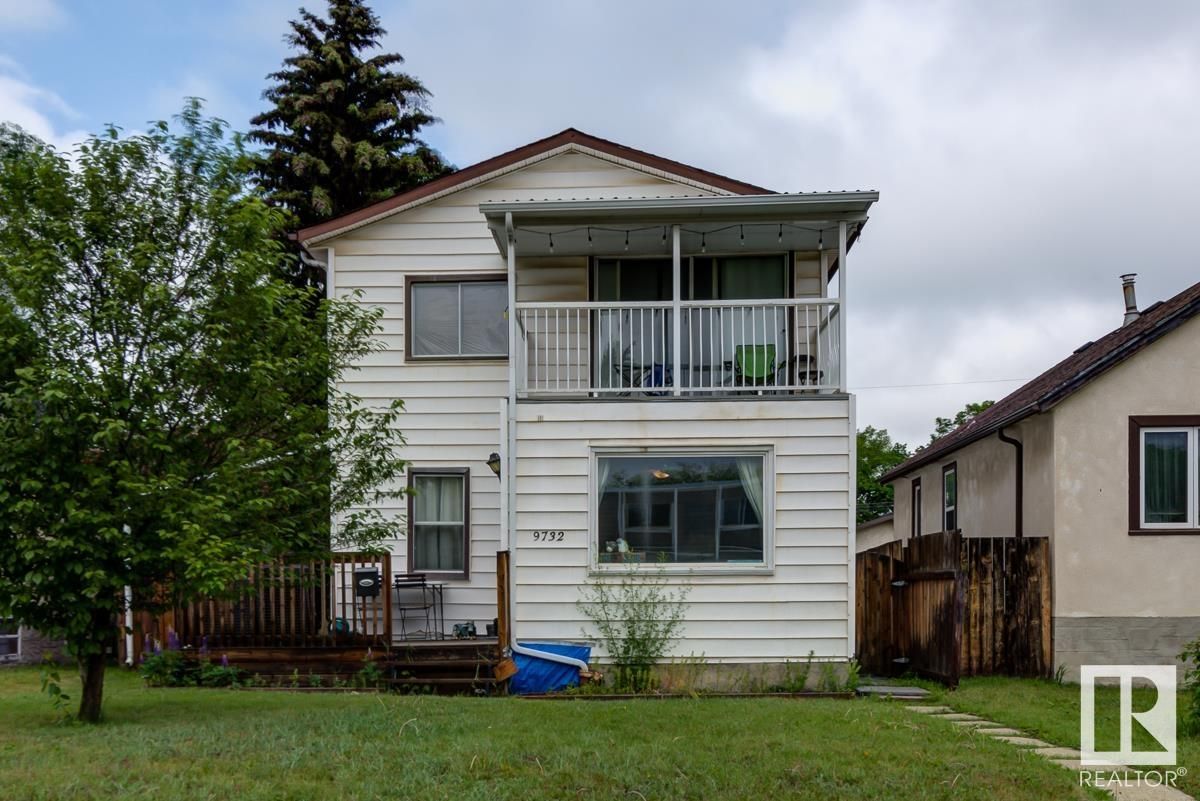 Main Photo: 9732 66 Avenue in Edmonton: Zone 17 House for sale : MLS®# E4319418