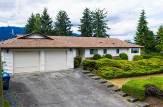 Main Photo: 253 Garner Cres in Nanaimo: Na University District House for sale : MLS®# 951763
