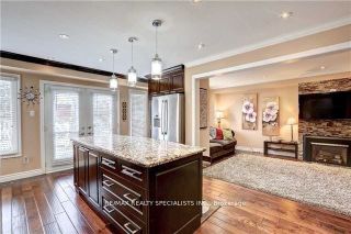 Photo 5: 1089 Red Pine Crescent in Mississauga: Lorne Park House (2-Storey) for lease : MLS®# W8289798