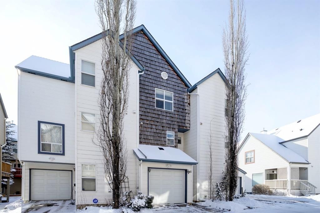Main Photo: 245 Bridlewood Lane SW in Calgary: Bridlewood Row/Townhouse for sale : MLS®# A1185392