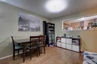 Photo 5: 1 977 Convent Pl in VICTORIA: Vi Fairfield West Row/Townhouse for sale (Victoria)  : MLS®# 825016