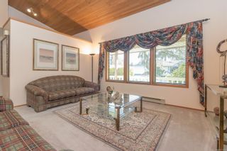 Photo 11: 4946 Del Monte Ave in Saanich: SE Cordova Bay House for sale (Saanich East)  : MLS®# 913962