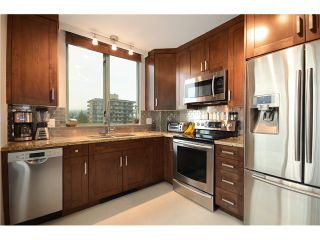 Photo 2: 905 140 E 14TH Street in North Vancouver: Central Lonsdale Condo for sale in "SPRINGHILL PLACE" : MLS®# V1062590