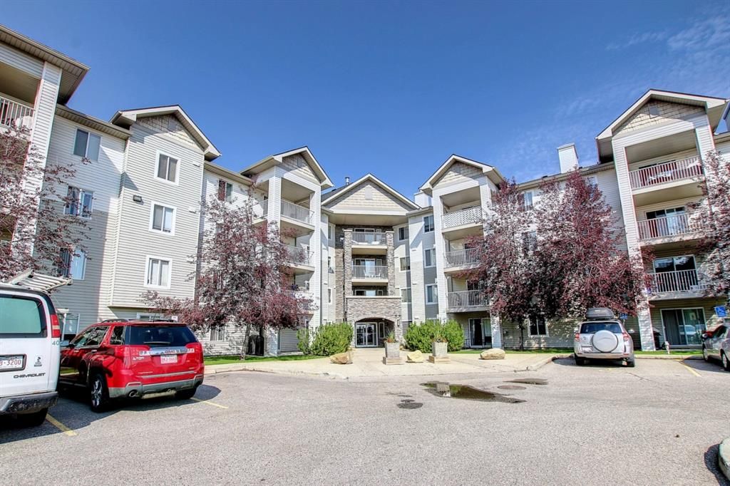 Main Photo: 216 2000 Somervale Court SW in Calgary: Somerset Apartment for sale : MLS®# A1254395