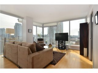 Photo 14: # 704 1455 HOWE ST in Vancouver: Yaletown Condo for sale in "POMARIA" (Vancouver West)  : MLS®# V1010474