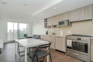 Photo 10: 2001 5470 ORMIDALE Street in Vancouver: Collingwood VE Condo for sale in "WALL CENTRE" (Vancouver East)  : MLS®# R2583172