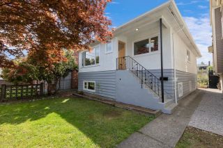 Photo 1: 2532 WALL Street in Vancouver: Hastings Sunrise House for sale (Vancouver East)  : MLS®# R2775268