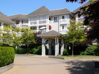 Photo 1: 107 22022 49TH Avenue in Langley: Murrayville Condo for sale in "MURRAY GREEN"
