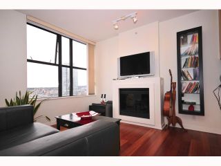 Photo 8: 1704 989 BEATTY Street in Vancouver: Downtown VW Condo for sale in "NOVA" (Vancouver West)  : MLS®# V815922
