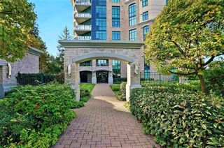 Photo 3: 301 14824 NORTH BLUFF Road: White Rock Condo for sale in "The BELAIRE" (South Surrey White Rock)  : MLS®# R2749208