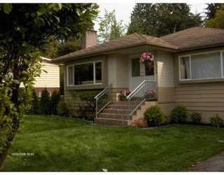 Photo 1: 515 W 23RD Street in North_Vancouver: Hamilton House for sale (North Vancouver)  : MLS®# V670812