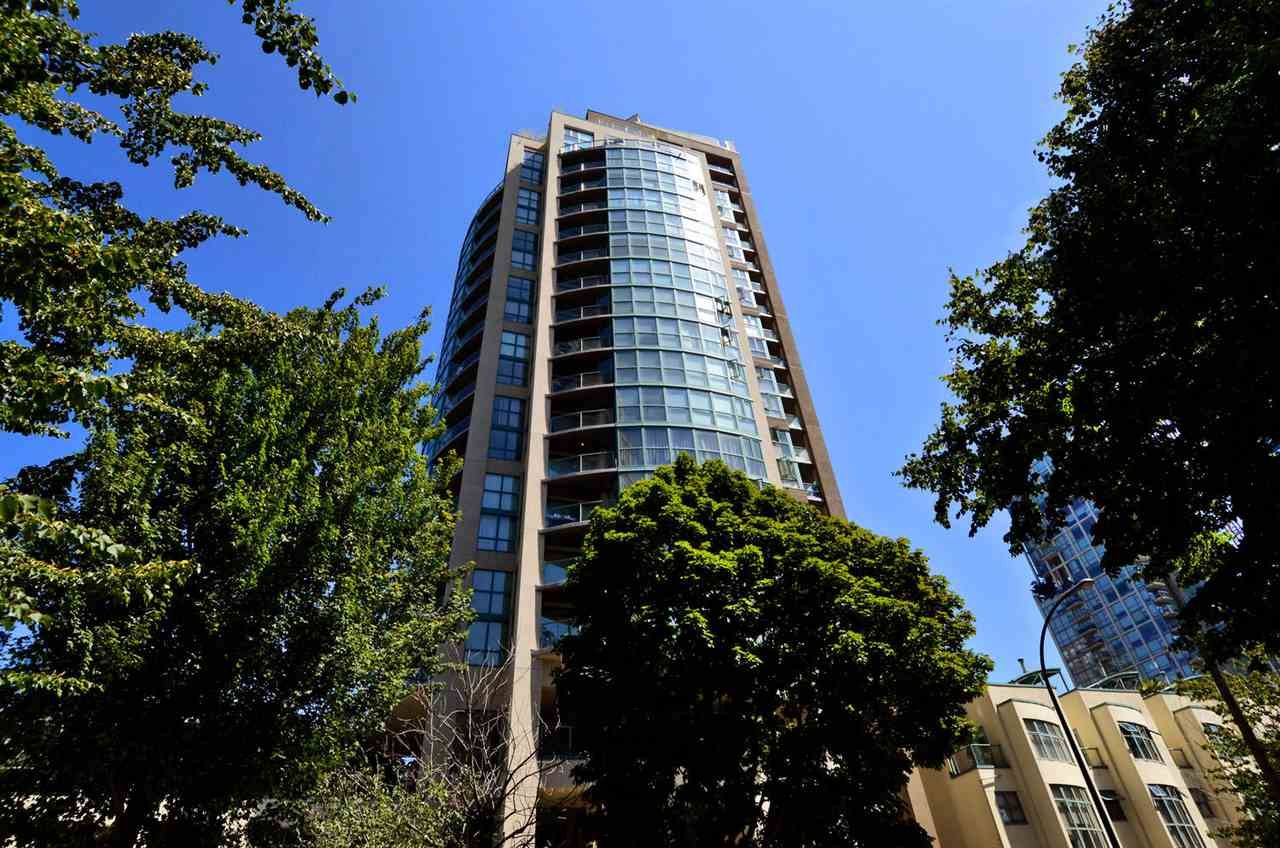 Main Photo: 1505 907 BEACH Avenue in Vancouver: Yaletown Condo for sale (Vancouver West)  : MLS®# R2323167
