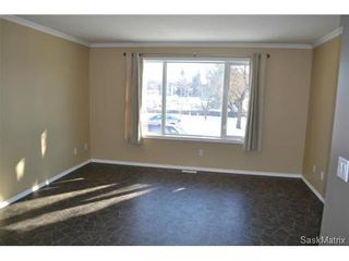Photo 3: 104A 104B 109th Street in Saskatoon: Sutherland Duplex for sale (Saskatoon Area 01)  : MLS®# 531959