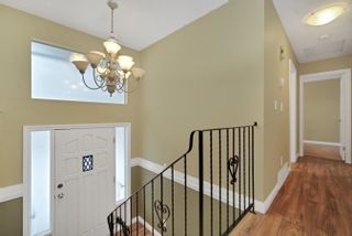 Photo 2: 32329 ATWATER Crescent in Abbotsford: Abbotsford West House for sale : MLS®# R2643890
