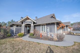 Photo 3: 251 Longspoon Drive, in Vernon: House for sale : MLS®# 10228940