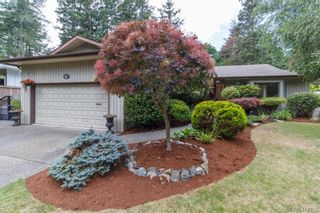 Photo 2: 4490 Copsewood Pl in VICTORIA: SE Broadmead House for sale (Saanich East)  : MLS®# 827841