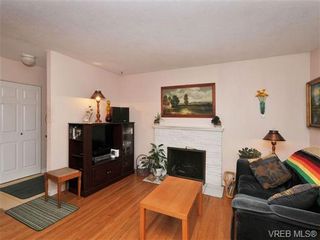 Photo 3: 3122 Doncaster Dr in VICTORIA: Vi Oaklands House for sale (Victoria)  : MLS®# 683706