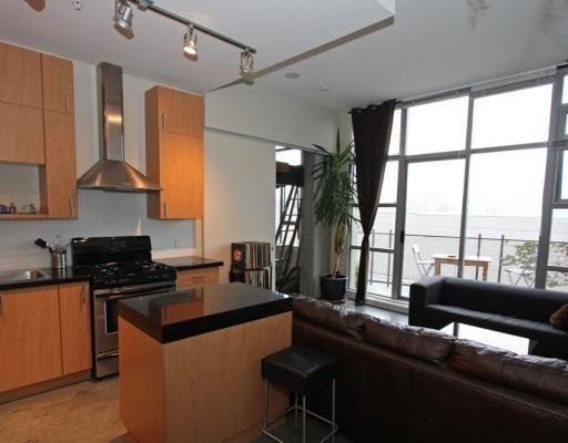 Main Photo: # 301 2635 PRINCE EDWARD ST in Vancouver: Condo for sale : MLS®# V806575