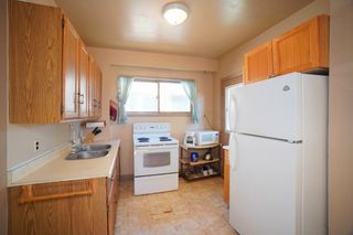 Photo 8: 114 4th ST NW in Portage la Prairie: House for sale : MLS®# 202221538