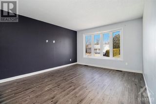 Photo 2: 852 WILLOW AVENUE in Ottawa: House for sale : MLS®# 1384191
