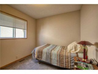 Photo 10: 57 MARTINRIDGE Crescent NE in CALGARY: Martindale Residential Detached Single Family for sale (Calgary)  : MLS®# C3626696