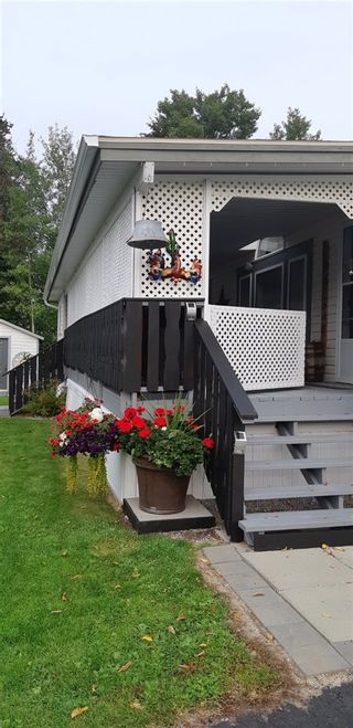Photo 3: 49 1000 INVERNESS Road in Prince George: Aberdeen PG Manufactured Home for sale (PG City North (Zone 73))  : MLS®# R2513577