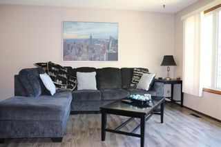 Photo 2: 4 Hathway Road in Winnipeg: North Kildonan Residential for sale (3G)  : MLS®# 202212632