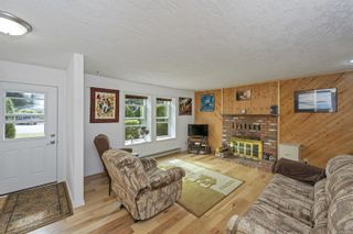 Photo 5: 3177 Pearkes Rd in Colwood: Co Wishart North House for sale : MLS®# 911251