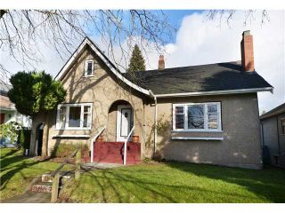 Photo 1: 319 8 Street in New Westminster: Uptown NW House for sale in "NE" : MLS®# V929585