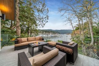 Photo 1: 7030 Brentwood Dr in Central Saanich: CS Brentwood Bay House for sale : MLS®# 922056