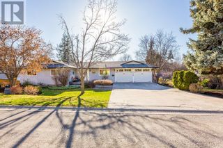 Photo 1: 3260 O'Reilly Court in Kelowna: House for sale : MLS®# 10308317