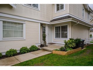 Photo 4: 40 17097 S 64 Avenue in Surrey: Cloverdale BC Townhouse for sale in "Kentucky" (Cloverdale)  : MLS®# R2679269