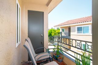 Photo 10: UNIVERSITY CITY Condo for sale : 1 bedrooms : 7565 Charmant Dr #604 in San Diego