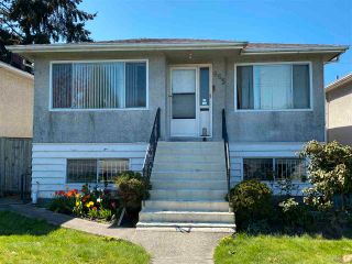 Photo 1: 865 NANAIMO Street in Vancouver: Hastings House for sale (Vancouver East)  : MLS®# R2567936