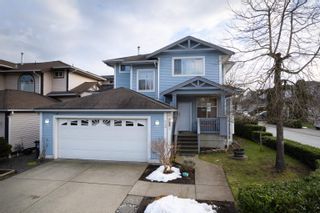 Photo 1: 23 8675 209 Street in Langley: Walnut Grove House for sale in "Sycamores" : MLS®# R2757287