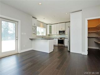 Photo 6: 3437 Hopwood Pl in VICTORIA: Co Latoria House for sale (Colwood)  : MLS®# 705684