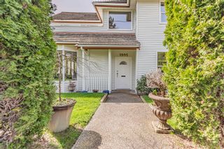 Photo 1: 1905 BALACLAVA Street in Vancouver: Kitsilano 1/2 Duplex for sale (Vancouver West)  : MLS®# R2700214