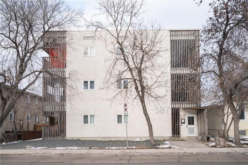 Main Photo: 3 387 Talbot Avenue in Winnipeg: Elmwood Condominium for sale (3A)  : MLS®# 202227660