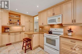 Photo 8: 5322 MCLEAN CRESCENT in Manotick: House for sale : MLS®# 1353234