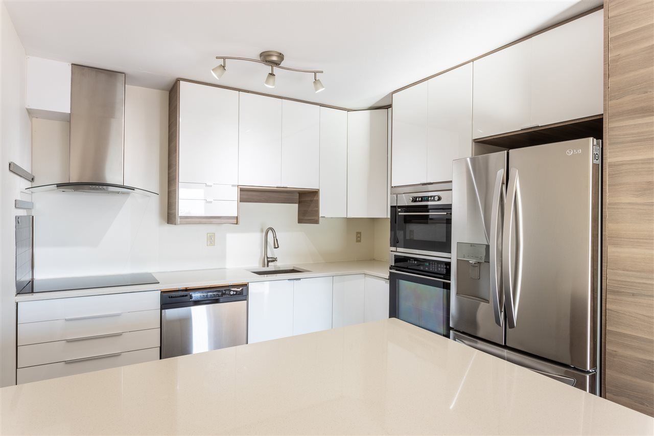 Main Photo: 107 1202 LONDON STREET in : West End NW Condo for sale : MLS®# R2416318