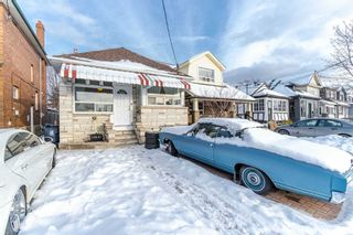 Photo 4: 139 Priscilla Avenue in Toronto: Runnymede-Bloor West Village House (Bungalow) for sale (Toronto W02)  : MLS®# W5910015