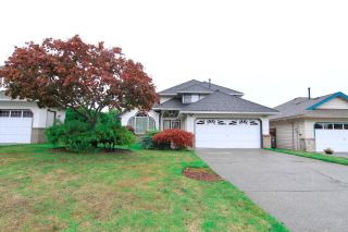 Photo 26: 12007 CHESTNUT Crescent in Pitt Meadows: Mid Meadows House for sale in "SOMERSET" : MLS®# R2737256